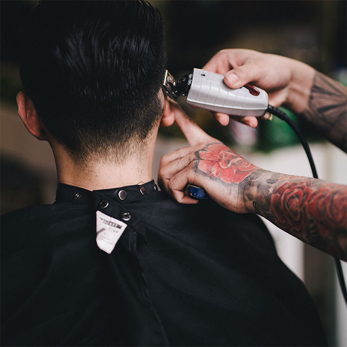 Haircut & Shampoo Antarshuka Barbershop